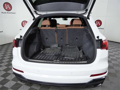 Used 2021 Audi Q3 2.0T Premium w/ Convenience Package image 10