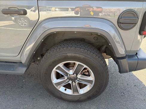 Used 2022 Jeep Wrangler Unlimited Sahara w/ LED Lighting Group image 11