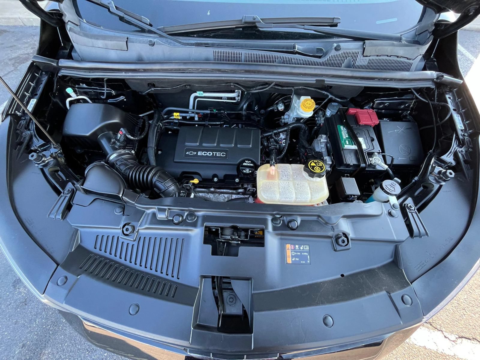 Used 2018 Chevrolet Trax LT w/ Redline Edition FWD image 5