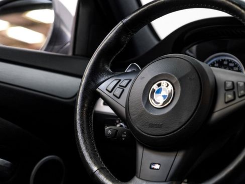 Used 2010 BMW M5 RWD image 19