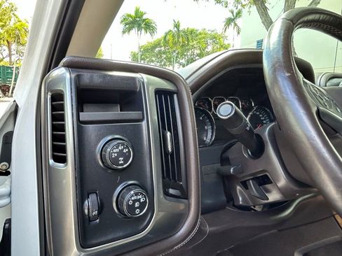 Used 2016 Chevrolet Silverado 1500 LTZ w/ LTZ Plus Package AWD/4WD image 18