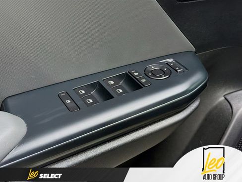 Used 2025 Kia K4 FWD image 17