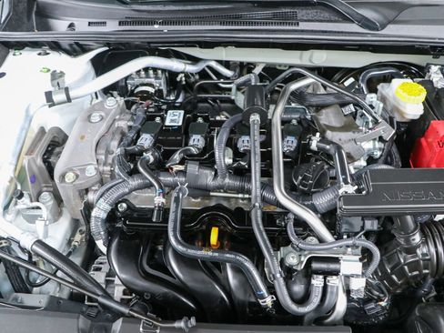 Used 2024 Nissan Sentra SV FWD image 28