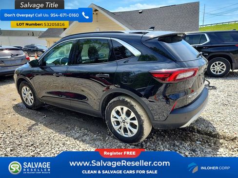 Used 2023 Ford Escape Active w/ Tech Pack #2 AWD/4WD image 3