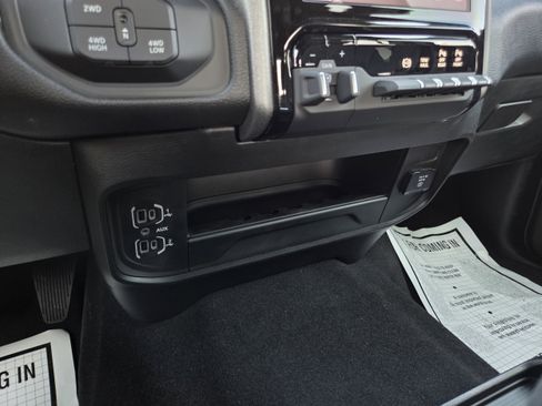 New 2025 RAM 2500 Tradesman image 31