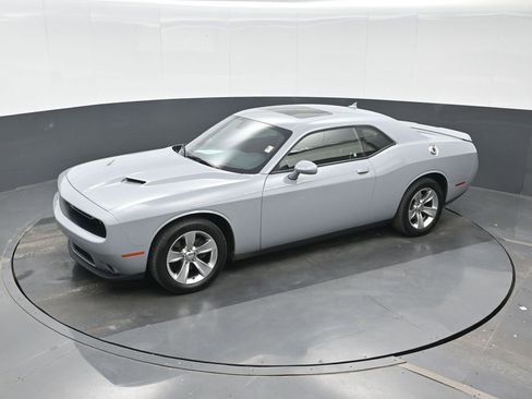 Used 2021 Dodge Challenger SXT w/ Cold Weather Group image 20