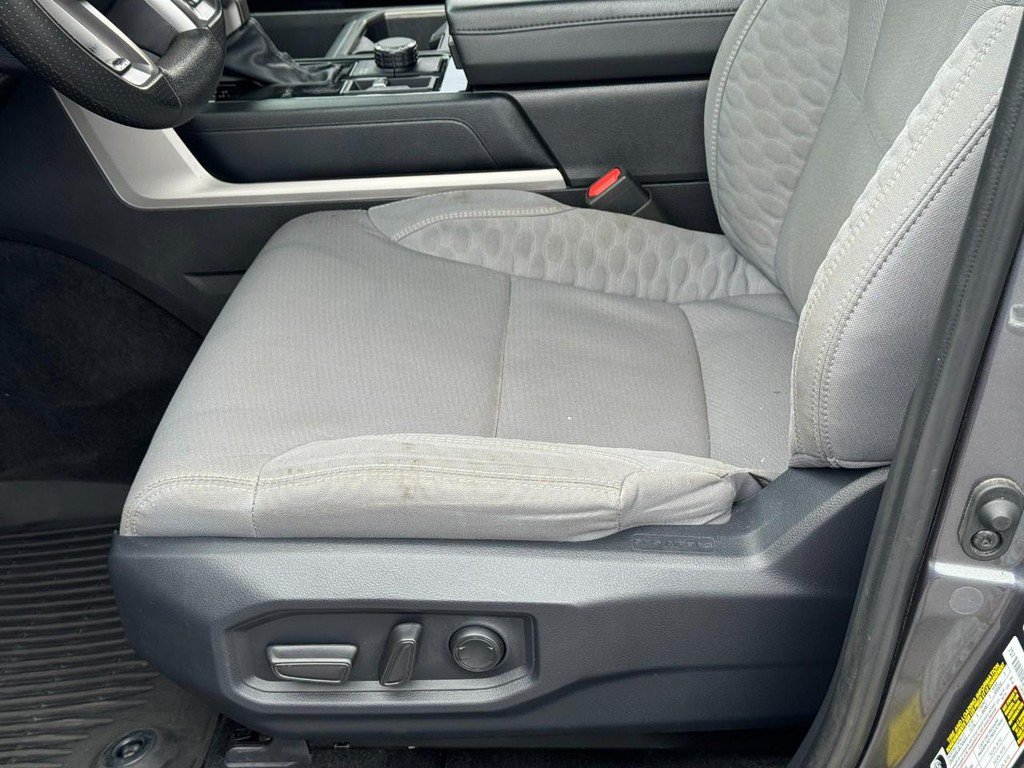 Used 2025 Toyota Tundra SR5 AWD/4WD image 17