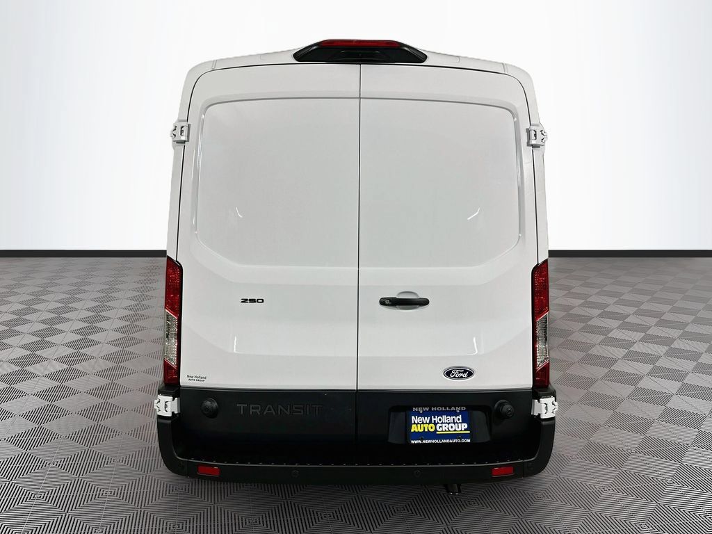 New 2027 Ford Transit 250 148 Medium Roof w/ Load Area Protection Package RWD image 7