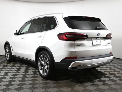 Used 2022 BMW X5 xDrive40i w/ Premium Package AWD/4WD image 5