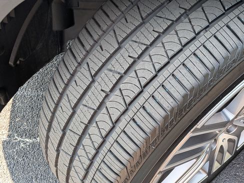 Certified 2023 Mercedes-Benz GLS 450 4MATIC image 12
