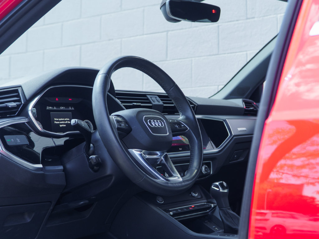 Used 2020 Audi Q3 2.0T Premium Plus w/ Premium Plus Package AWD/4WD image 4