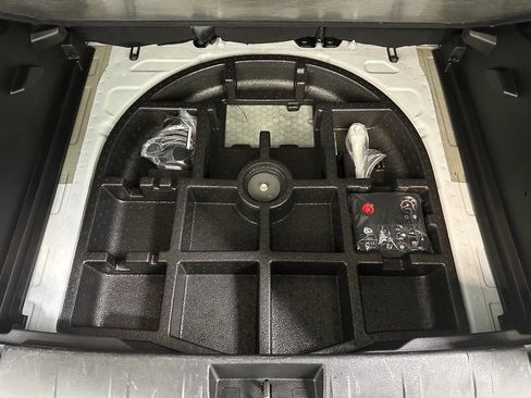 Used 2023 Jeep Renegade Latitude w/ Premium Group image 33