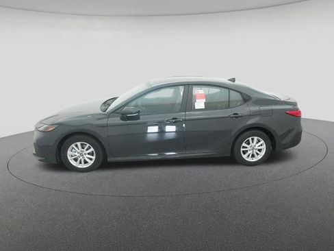 New 2026 Toyota Camry LE image 3