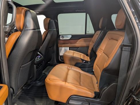 Used 2019 Lincoln Navigator L Reserve w/ Cargo Package image 23