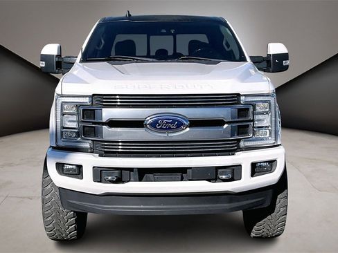 Used 2019 Ford F250 Limited w/ FX4 Off-Road Package image 3