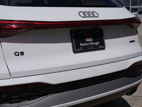 Used 2025 Audi Q5 Premium Plus w/ Premium Plus AWD/4WD image 14
