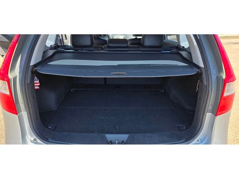 Used 2012 Hyundai Elantra FWD image 19