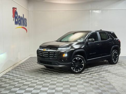 New 2026 Chevrolet Equinox LT w/ Convenience Package II image 2