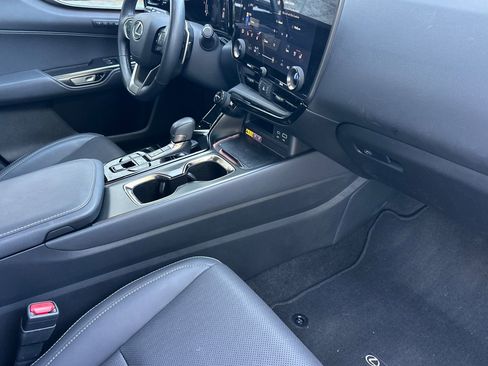 Used 2025 Lexus NX 350h AWD w/ Cold Area Package image 13