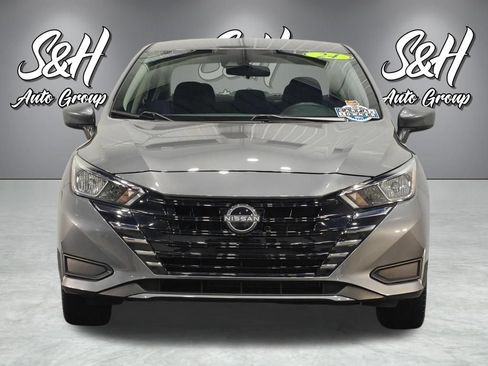 Used 2024 Nissan Versa SV FWD image 12