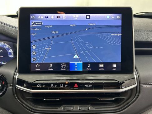 Used 2023 Jeep Compass High Altitude AWD/4WD image 16