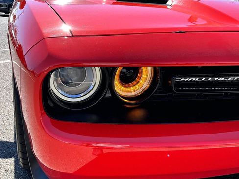 Used 2016 Dodge Challenger R/T Scat Pack w/ Leather Interior Group image 26