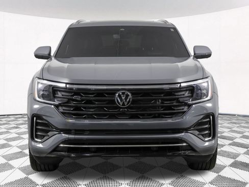 Used 2025 Volkswagen Atlas Cross Sport SEL Premium R-Line AWD/4WD image 13