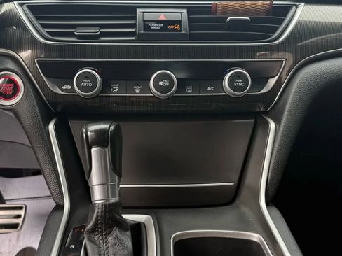 Used 2020 Honda Accord Sport image 13