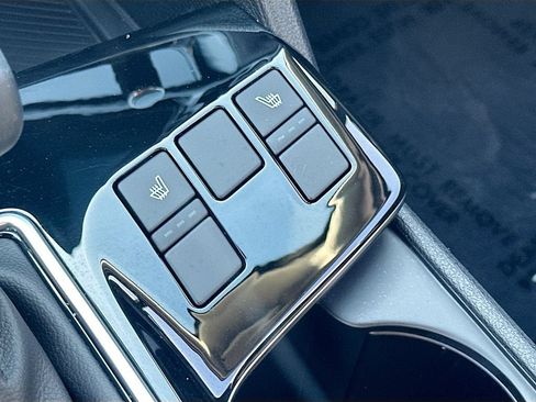 Certified 2025 Kia Sportage SX FWD image 21