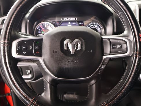 Used 2020 RAM 1500 Big Horn RWD image 3