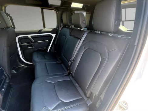 Used 2025 Land Rover Defender 110 S AWD/4WD image 26
