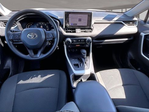 Used 2024 Toyota RAV4 LE AWD/4WD image 7
