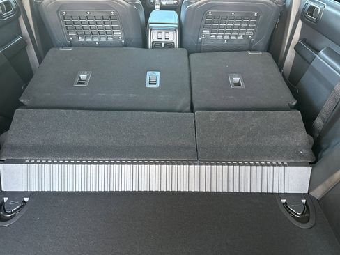 New 2025 Ford Bronco Badlands image 15