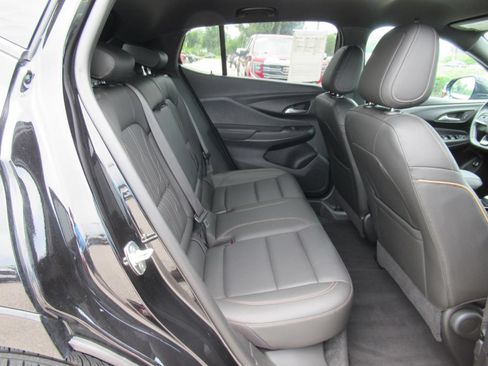 Used 2024 Buick Envista Avenir FWD image 31