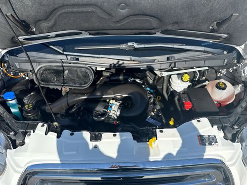 Used 2019 Ford Transit 150 XLT image 15