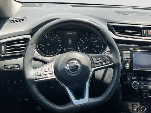 Used 2017 Nissan Rogue SL w/ SL Premium Package FWD image 23