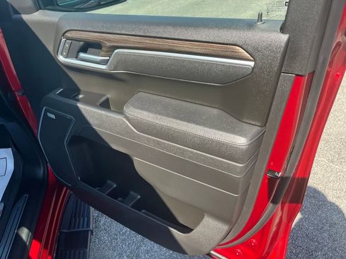 Used 2025 Chevrolet Silverado 1500 RST image 27