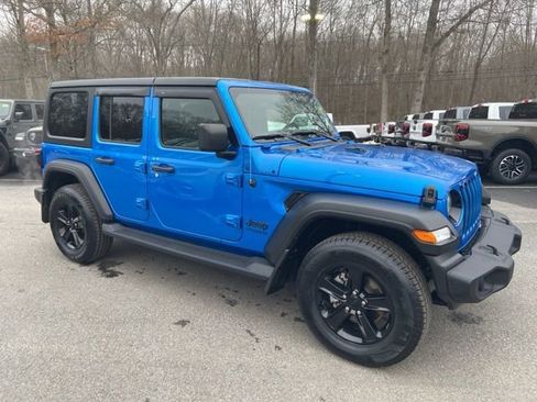 Used 2022 Jeep Wrangler Unlimited Sport AWD/4WD image 8