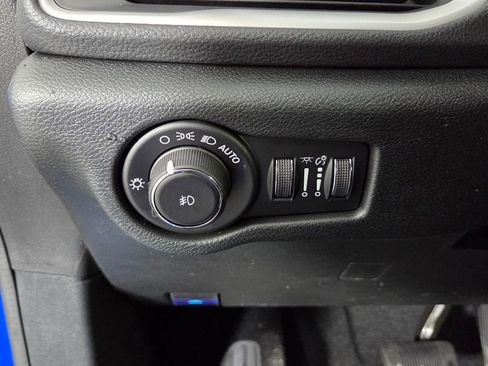 New 2026 Chrysler Pacifica Select w/ S Appearance Package image 20