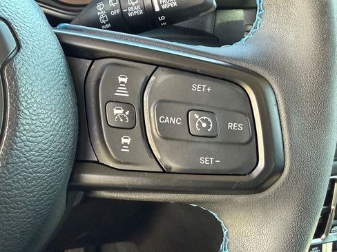 Used 2025 Jeep Wrangler Unlimited Rubicon 4xe w/ Safety Group image 21