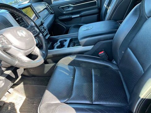 Used 2020 RAM 1500 Laramie w/ Sport Appearance Package AWD/4WD image 5