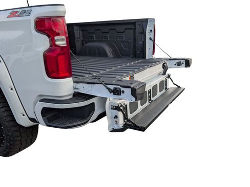 New 2026 Chevrolet Silverado 1500 RST AWD/4WD image 38