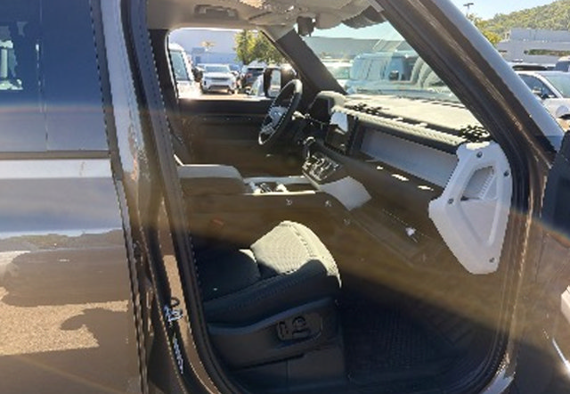 Certified 2025 Land Rover Defender 110 S AWD/4WD image 8
