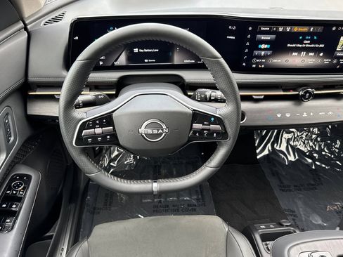 Certified 2023 Nissan Ariya AWD image 16