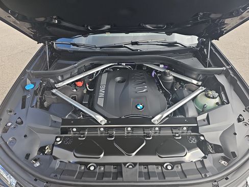 New 2026 BMW X7 xDrive40i w/ Executive Package image 31