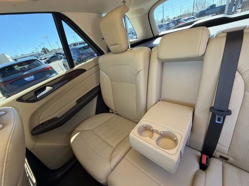 Used 2019 Mercedes-Benz GLE 400 4MATIC w/ Premium 1 Package image 14