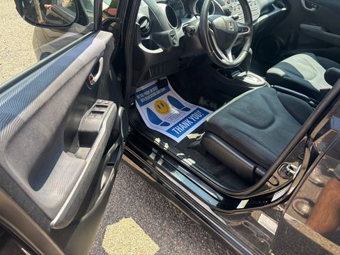 Used 2009 Honda Fit Sport image 10