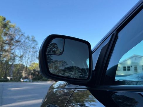 Used 2017 Ford Edge SE image 15