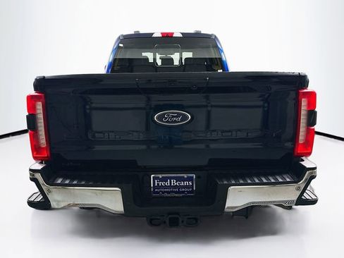 Used 2023 Ford F350 Lariat w/ FX4 Off-Road Package image 7