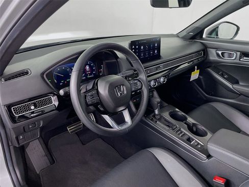 Used 2025 Honda Civic Sport Touring image 15